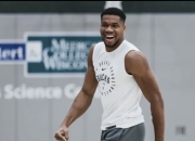 一号娱乐-字母哥新星高光表现表现惊艳，IG未来可期！的简单介绍