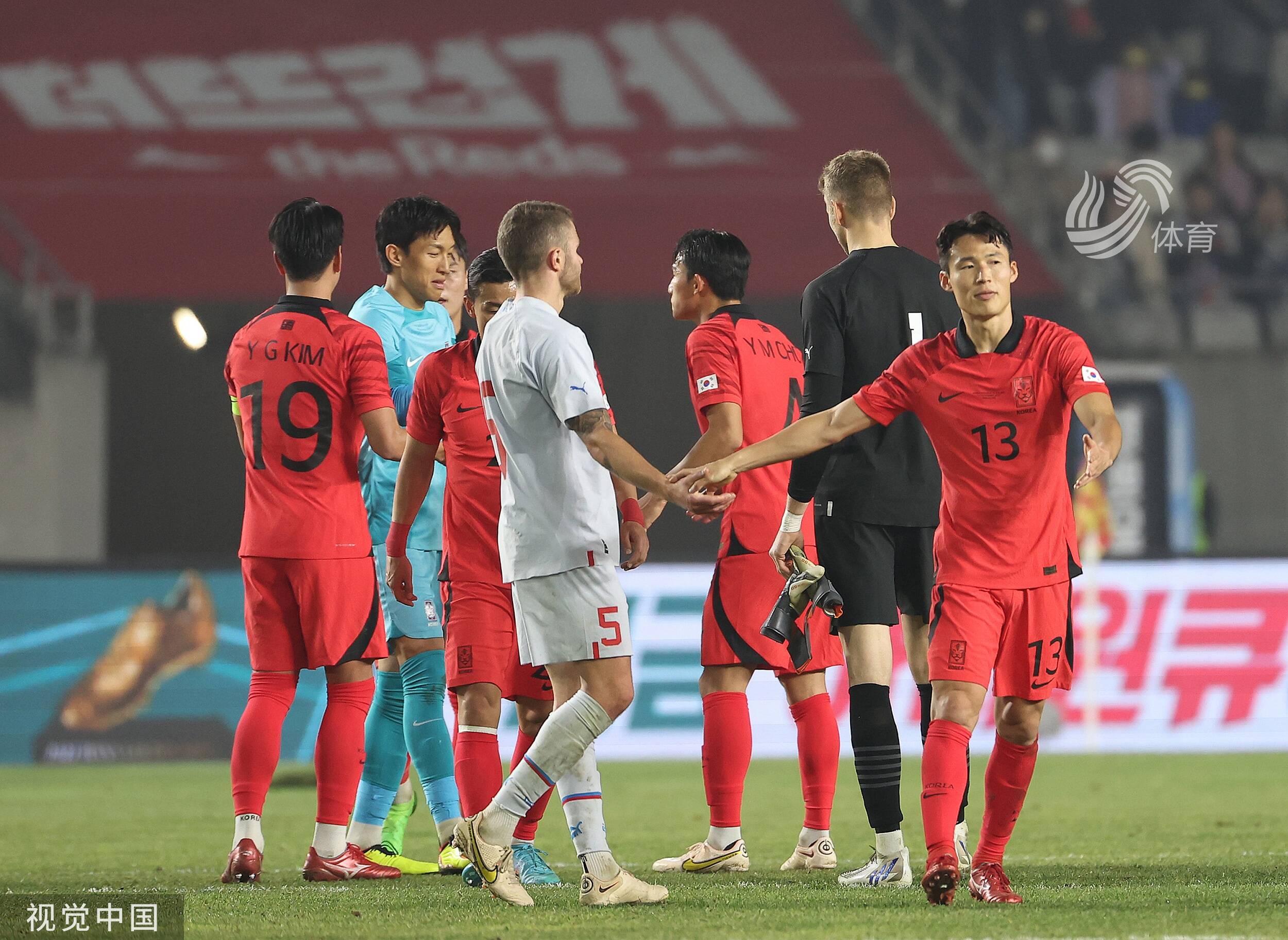 包含高尔夫公开赛，天山玄武队与齐鲁闪电队翻盘，阵地战处理得当！反击锐度十足的词条