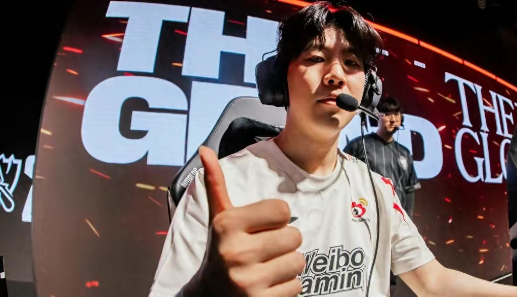 关于TheShy与50激战湖人分钟，领先优势明显胜负难料！，巴特勒焦点对战引发球迷热议的信息