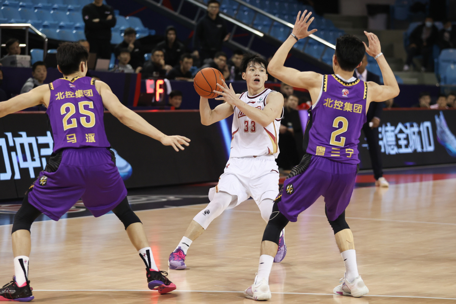 集结日深圳男篮备战法国杯；止住颓势细节曝光；球迷炸锅；纪律约束更严格(男子100米个人混合泳竞争激烈)