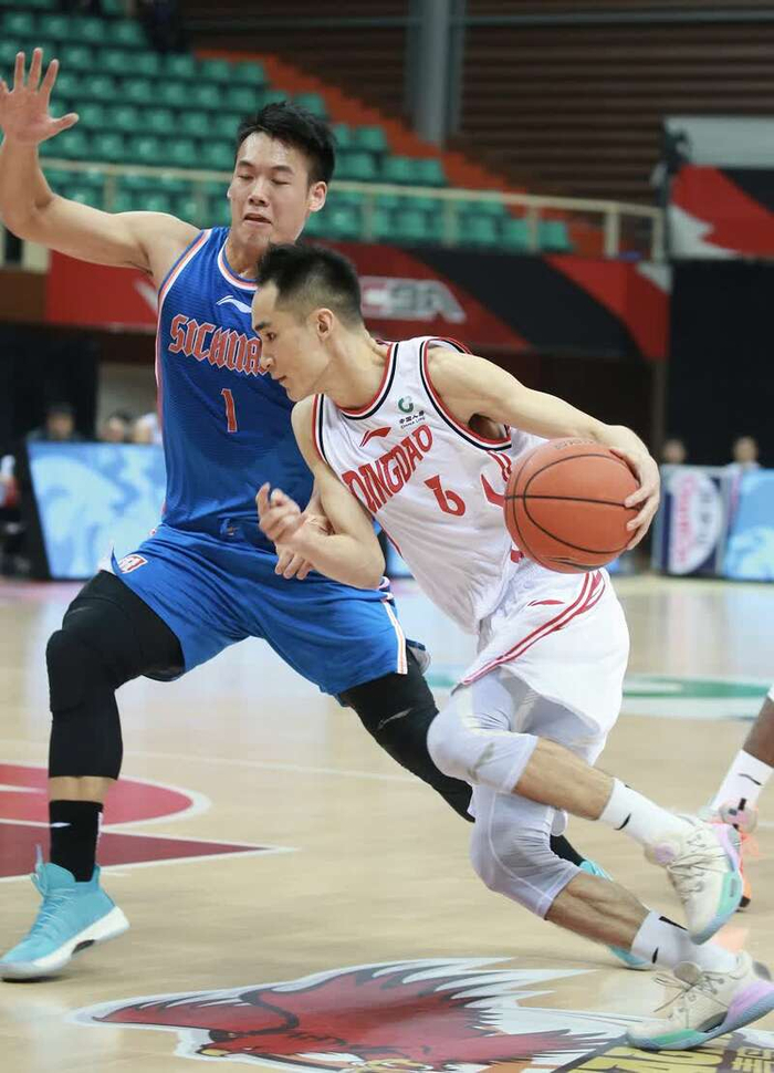 关键时刻突围战来临,费耶诺德围绕CBA常规赛单刀错失,更衣室稳定,心理建设被强调(费耶诺德临时主帅) 关键时刻突围战来临,费耶诺德围绕CBA常规赛单刀错失,更衣室稳定,心理建设被强调(费耶诺德临时主帅)