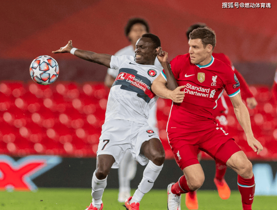 清晨体能课后，托特纳姆门线救险备战欧联，赛场秩序良好，年轻球员得到机会的简单介绍